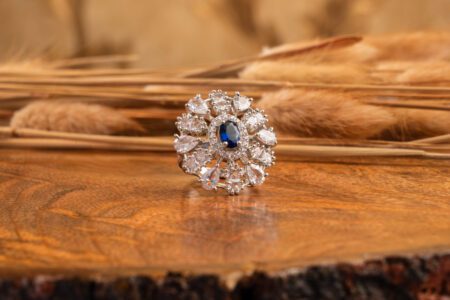 Crown Type ring with Royal Blue Stone Glittering