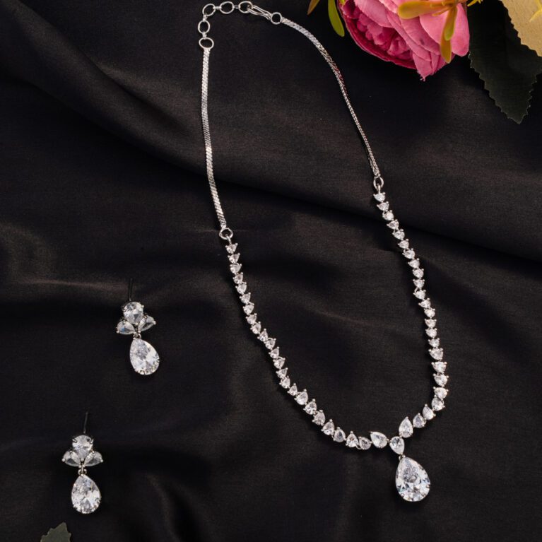 Water-Drop American Diamond with White Gold polish