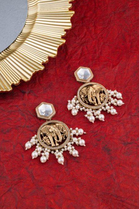Kundan engraved Elephant carved White Pearls Earings set