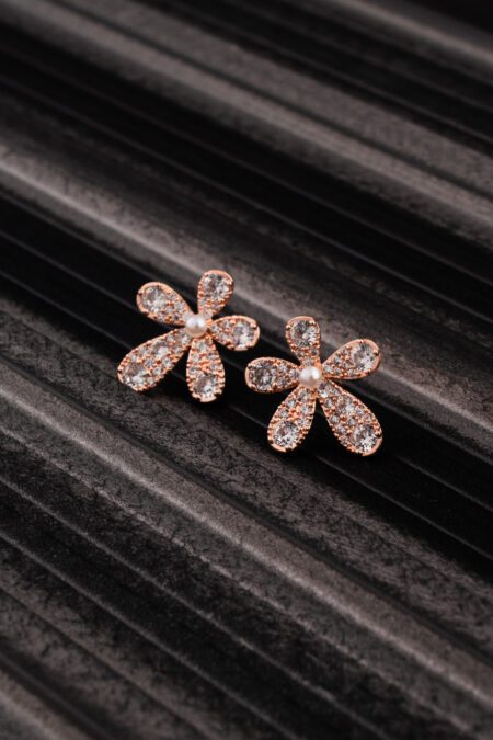 5 Petals Flower Rosegold with Sparkling Stones