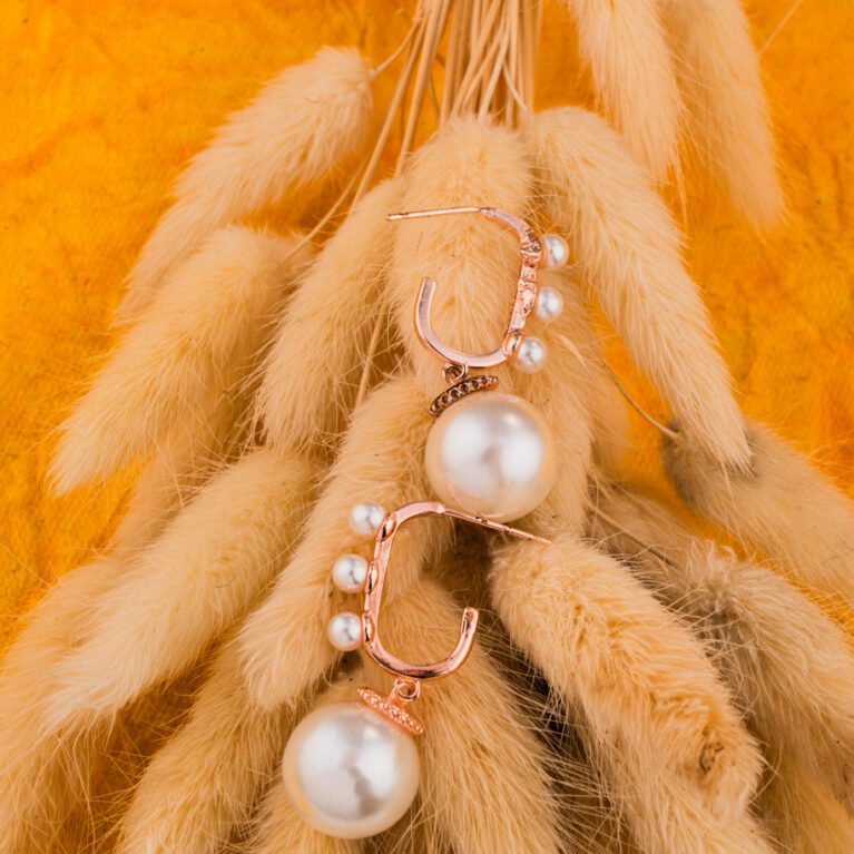 Trendy Pearl Embedded Rosegold Earings