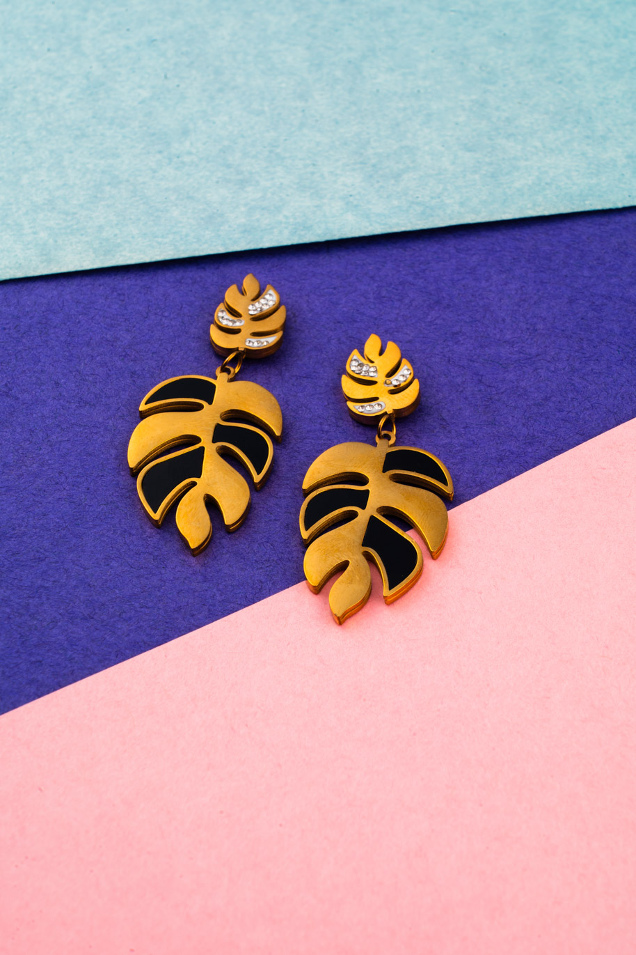 Trendy Leafy Gold Earings