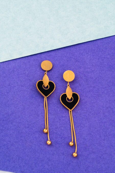 Trendy Gold Drop Earings with Minimal design