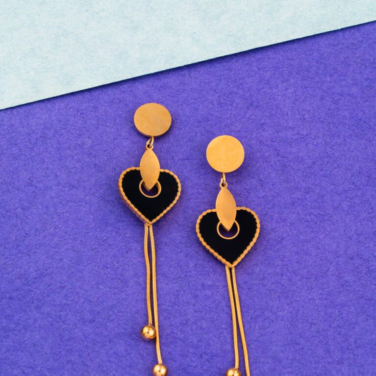 Trendy Gold Drop Earings with Minimal design