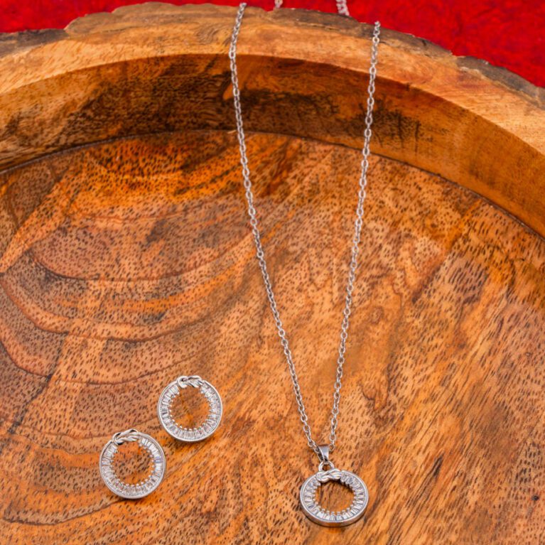 White Gold Crystal ring type Necklace set
