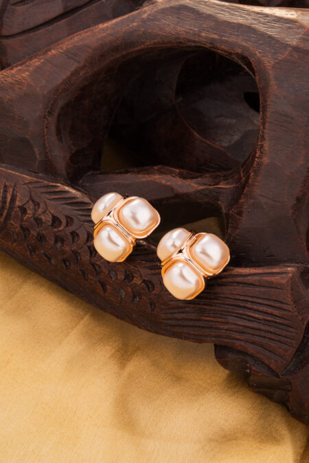 Pearl Studded on Rosegold Base