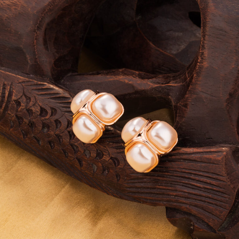 Pearl Studded on Rosegold Base
